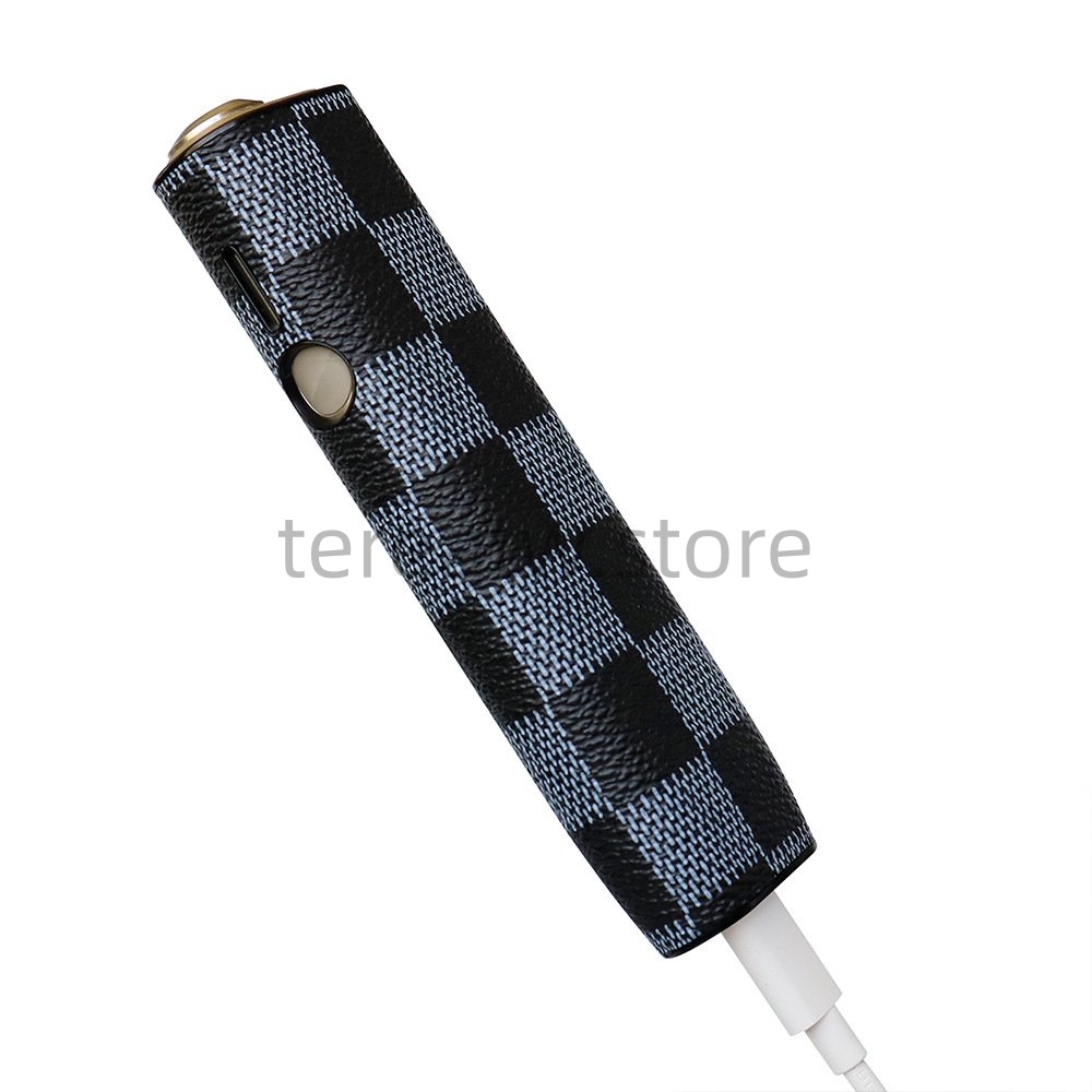IQOS ILUMA ONE 加熱煙機專用保護套|加熱菸主機皮革殼|棋盤格/鱷魚皮/豹紋多款風格 4 耐磨防刮防指紋電子煙保護套商務棋盤格
